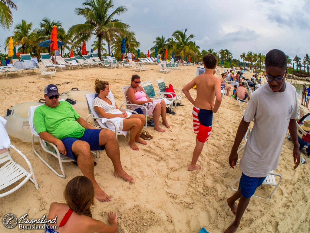 Hanging with the Jamersons at the beach