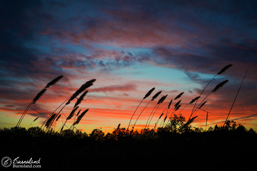 A colorful fall sunset in Tennessee