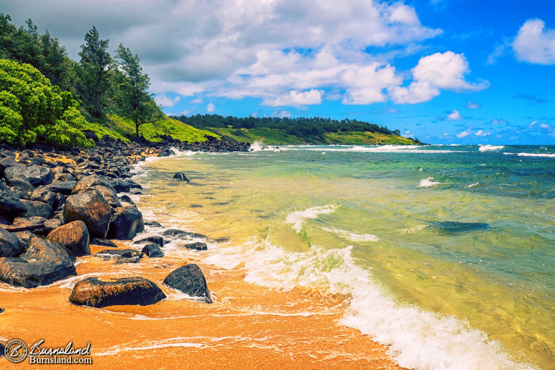 ʻAliomanu Beach in Kauaʻi