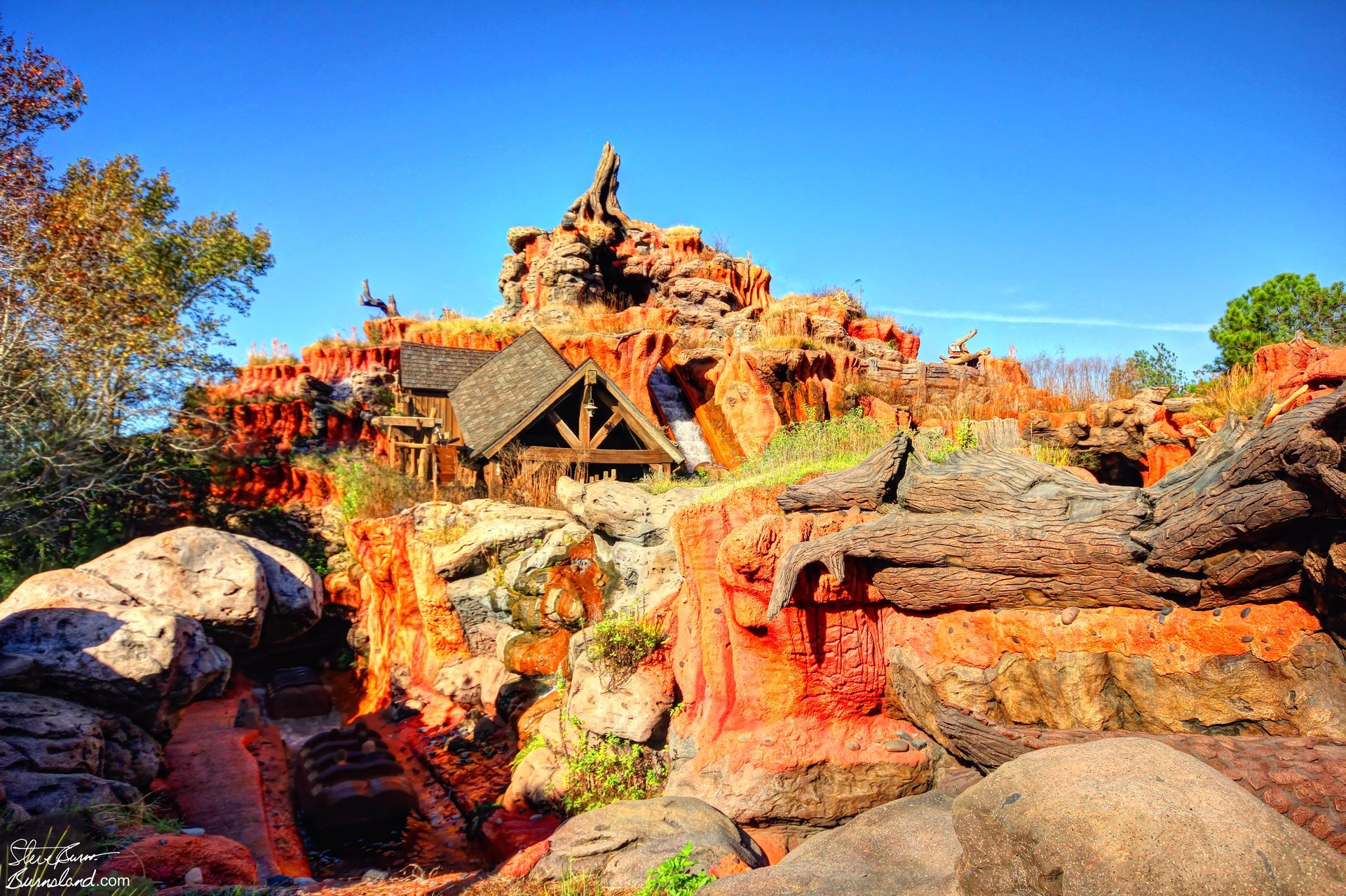 Daily Photo: Splash Mountain and Blue Sky