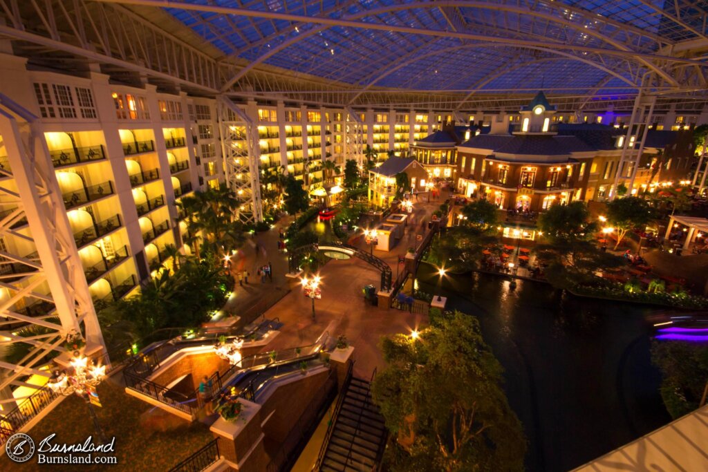 The Delta Island area of the Gaylord Opryland Resort at night