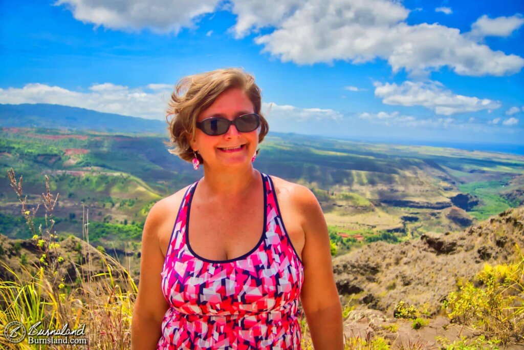 Laura at Waimea Canyon on Kauaʻi in Hawaiʻi