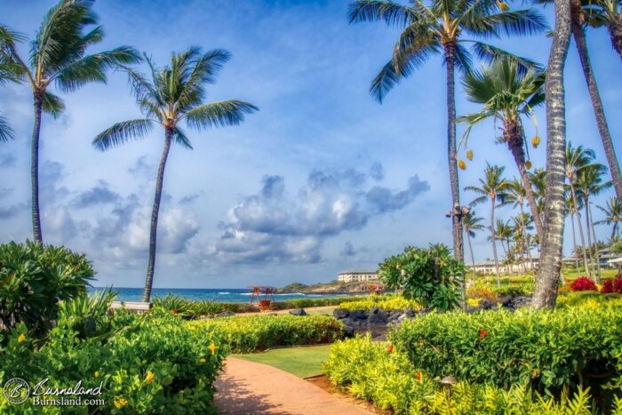 A path winds through the grounds of the Grand Hyatt Resort on the island Kauaʻi in Hawaiʻi